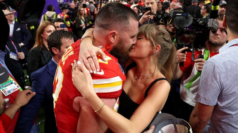 dafccbd4 taylor swift travis kelce super bowl