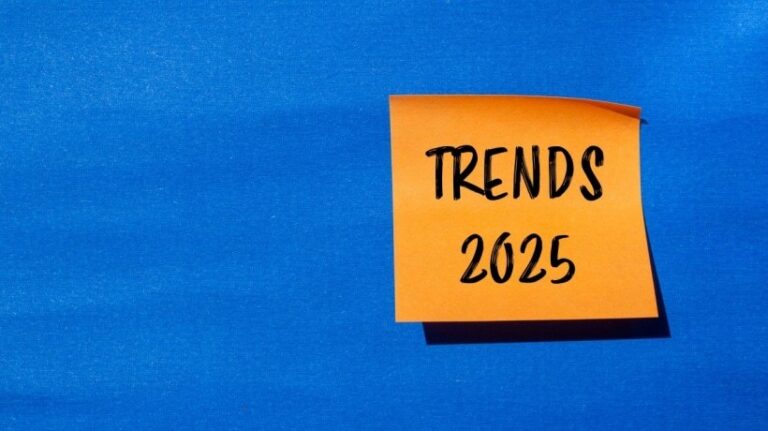 Stay Ahead Of The Curve With These eLearning Trends In 2025